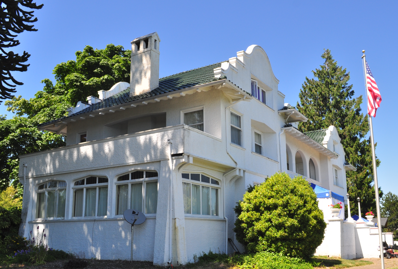 Loch Kelden, a historic 1907 mansion, landmark loss